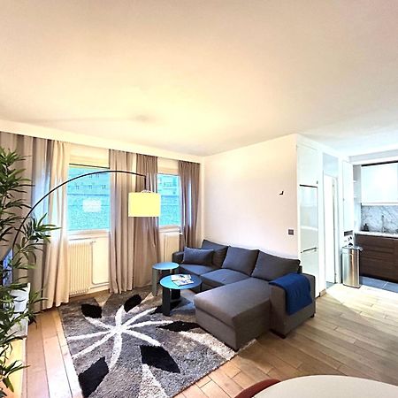 Big Apartment Eiffel Tower View Paris Extérieur photo