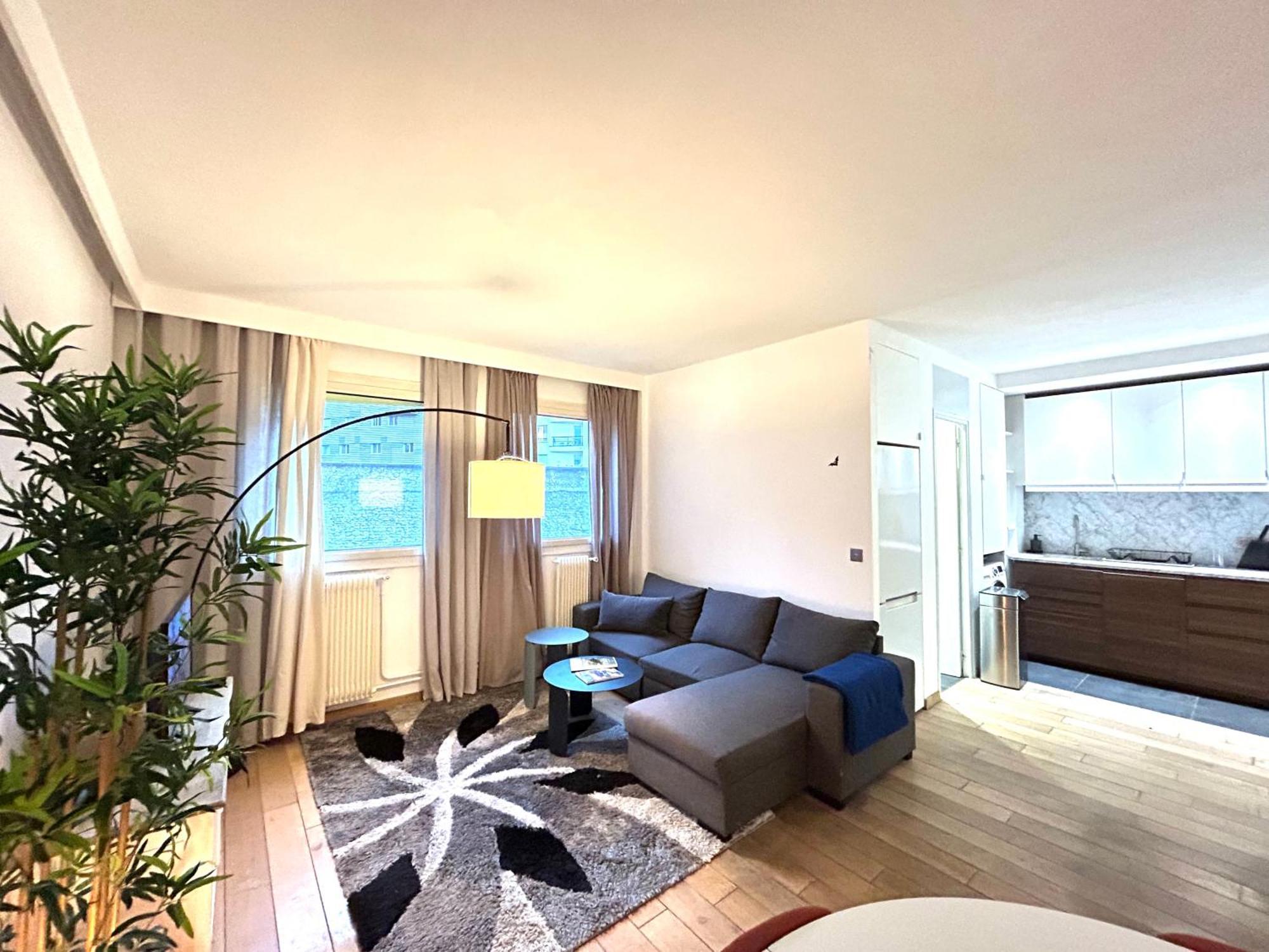 Big Apartment Eiffel Tower View Paris Extérieur photo