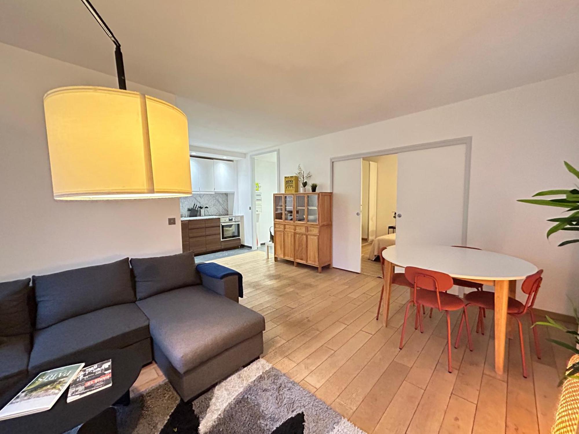 Big Apartment Eiffel Tower View Paris Extérieur photo