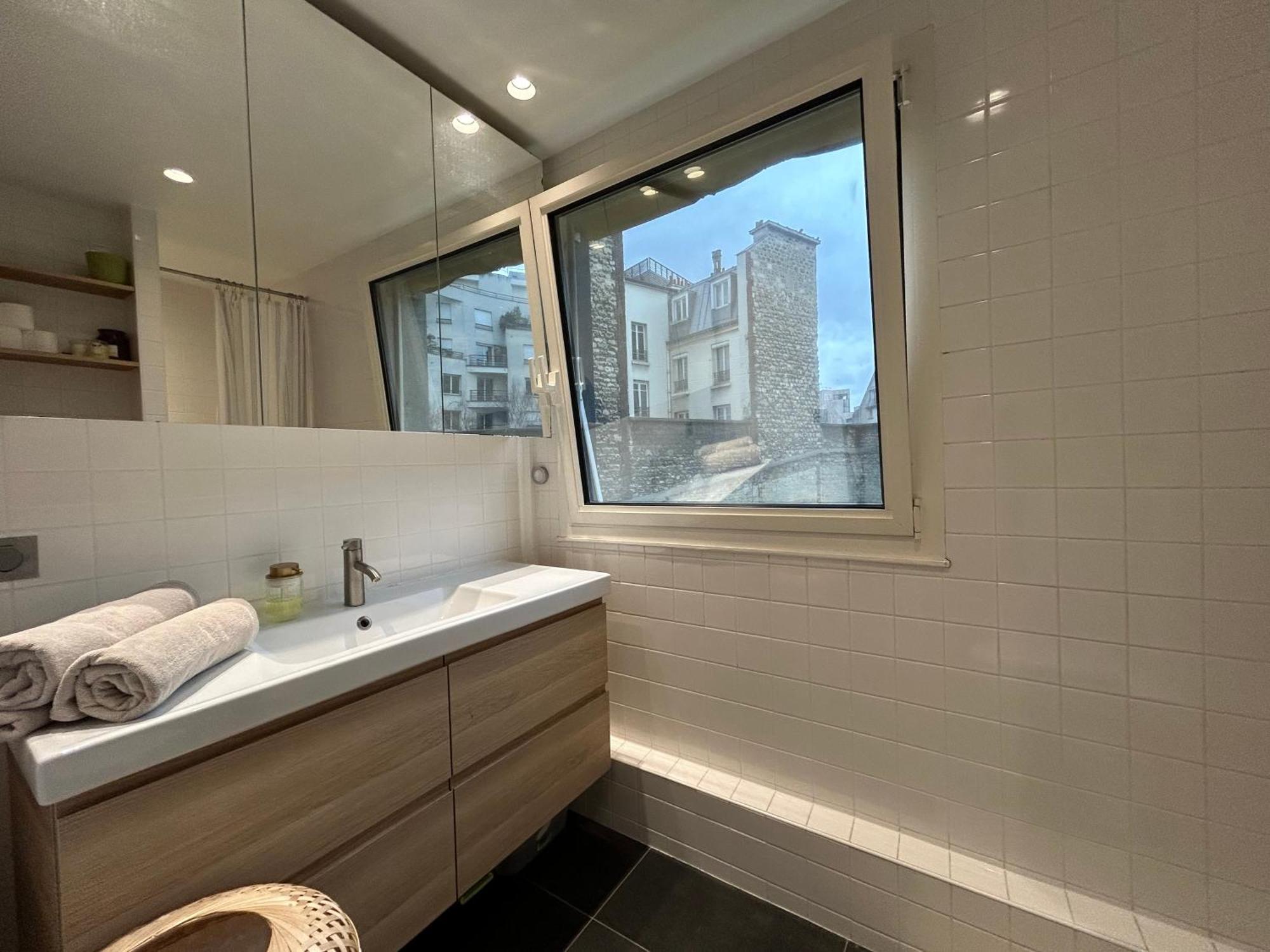 Big Apartment Eiffel Tower View Paris Extérieur photo